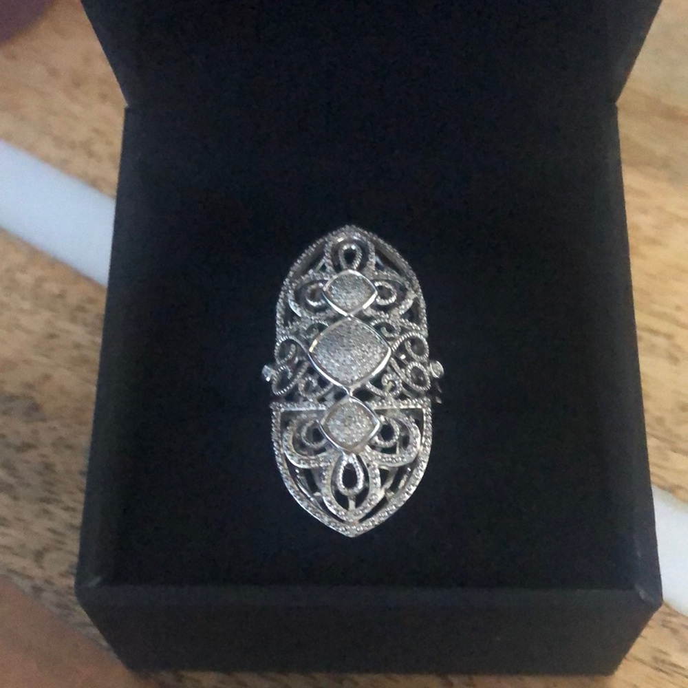 1/4 ct Diamond Elongated Marquise Vintage style
